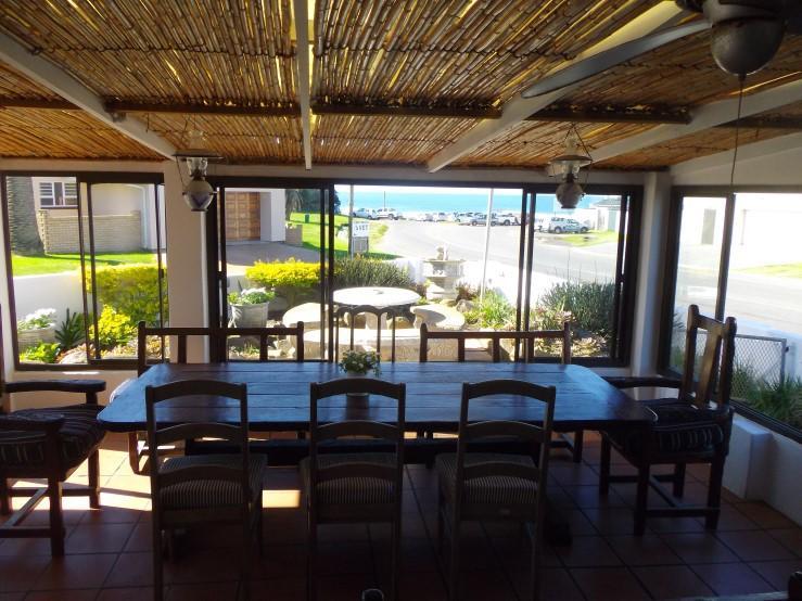 Breeze Inn Guesthouse Kidd's Beach Ngoại thất bức ảnh